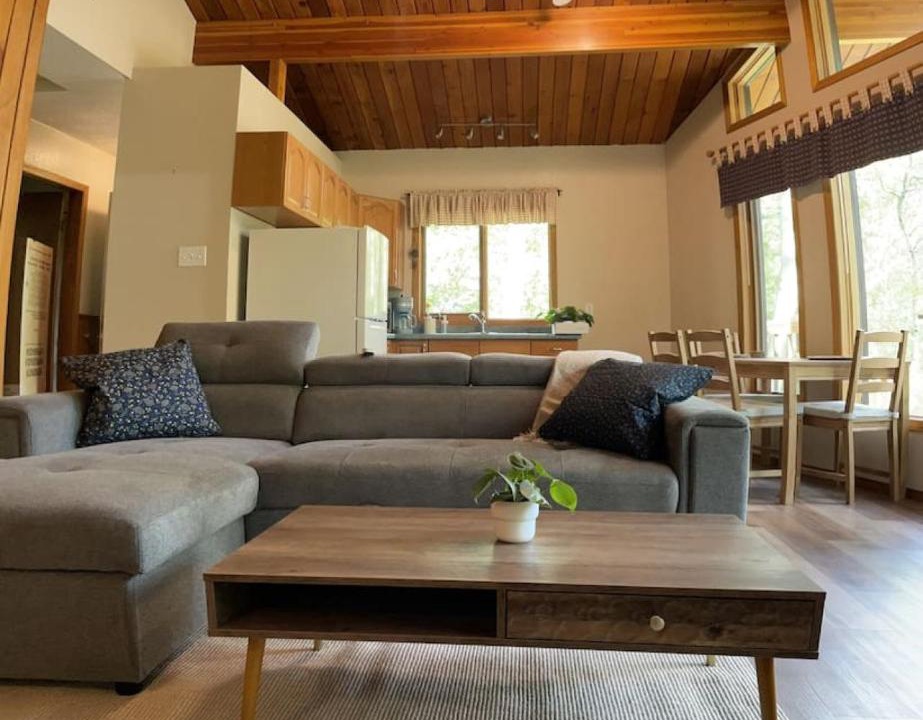 Photo of Livingroom in Crowsnest Pass
