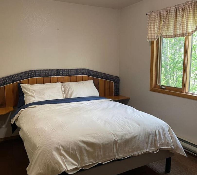 Photo of Bedroom in Crowsnest Pass