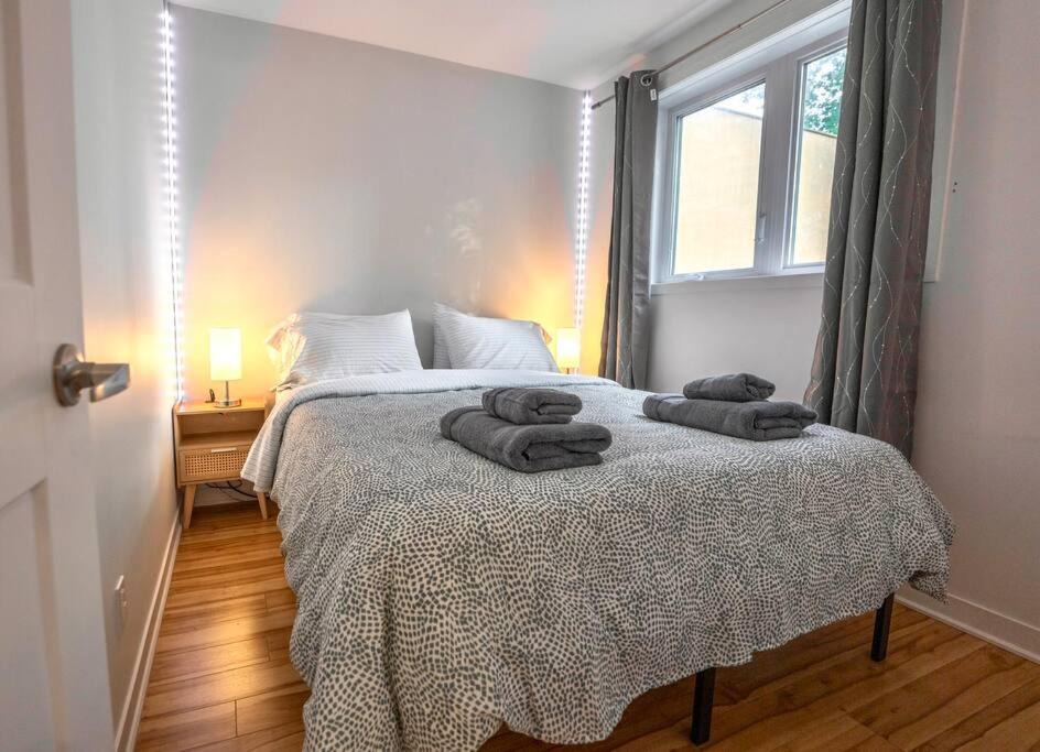 Photo of Bedroom in Laval-des-Rapides