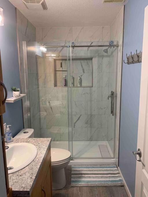 Photo of Bathroom in Sylvan Lake