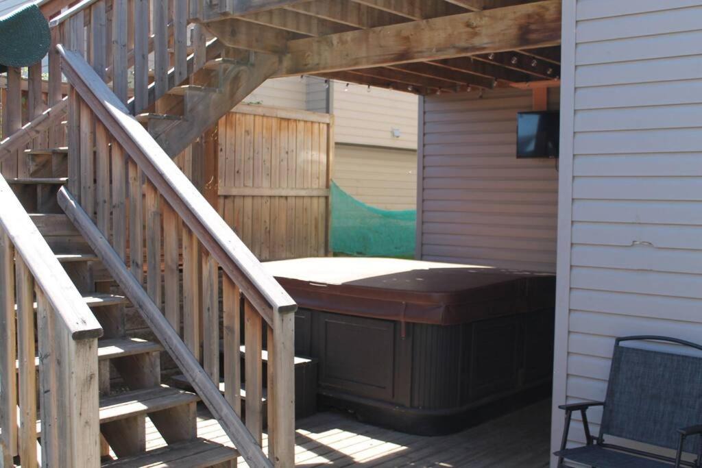 Photo of Patio Balcony in Sylvan Lake