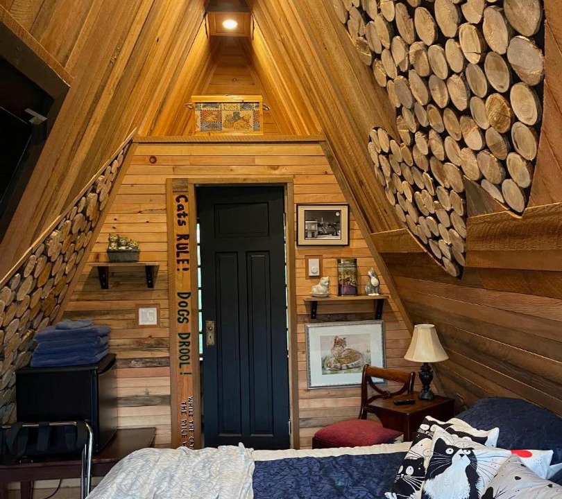 Photo of Bedroom in Powell River