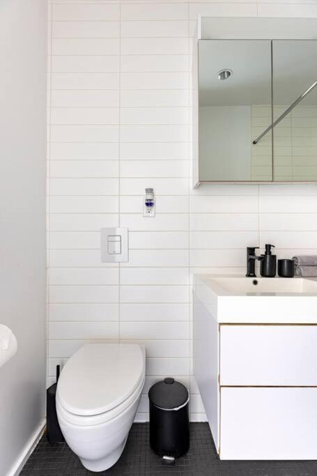 Photo of Bathroom in Chinatown