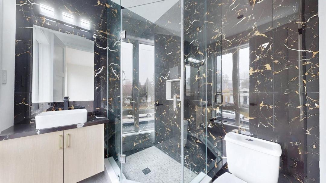 Photo of Bathroom in Fallingbrook