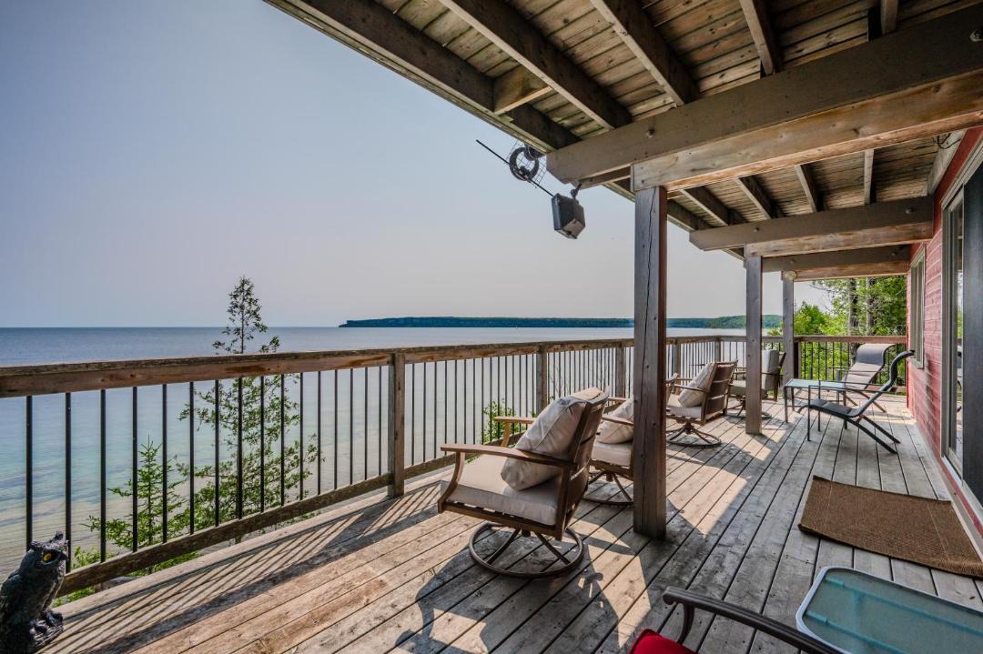Photo of Patio Balcony in Lion's Head