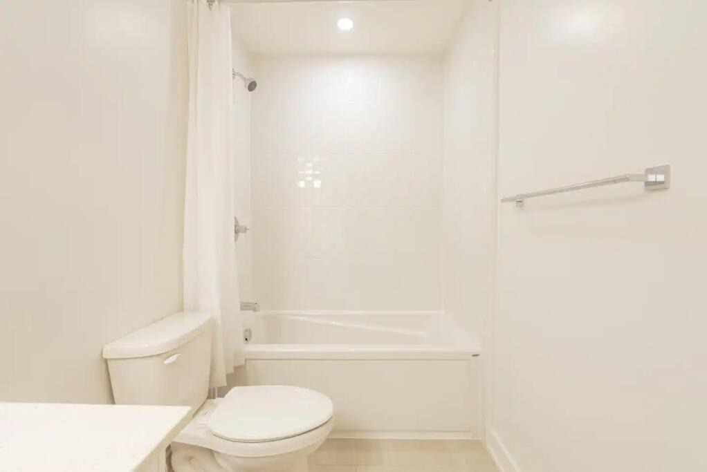 Photo of Bathroom in Leitrim