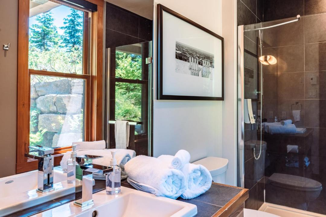 Photo of Bathroom in Lac Superieur Village