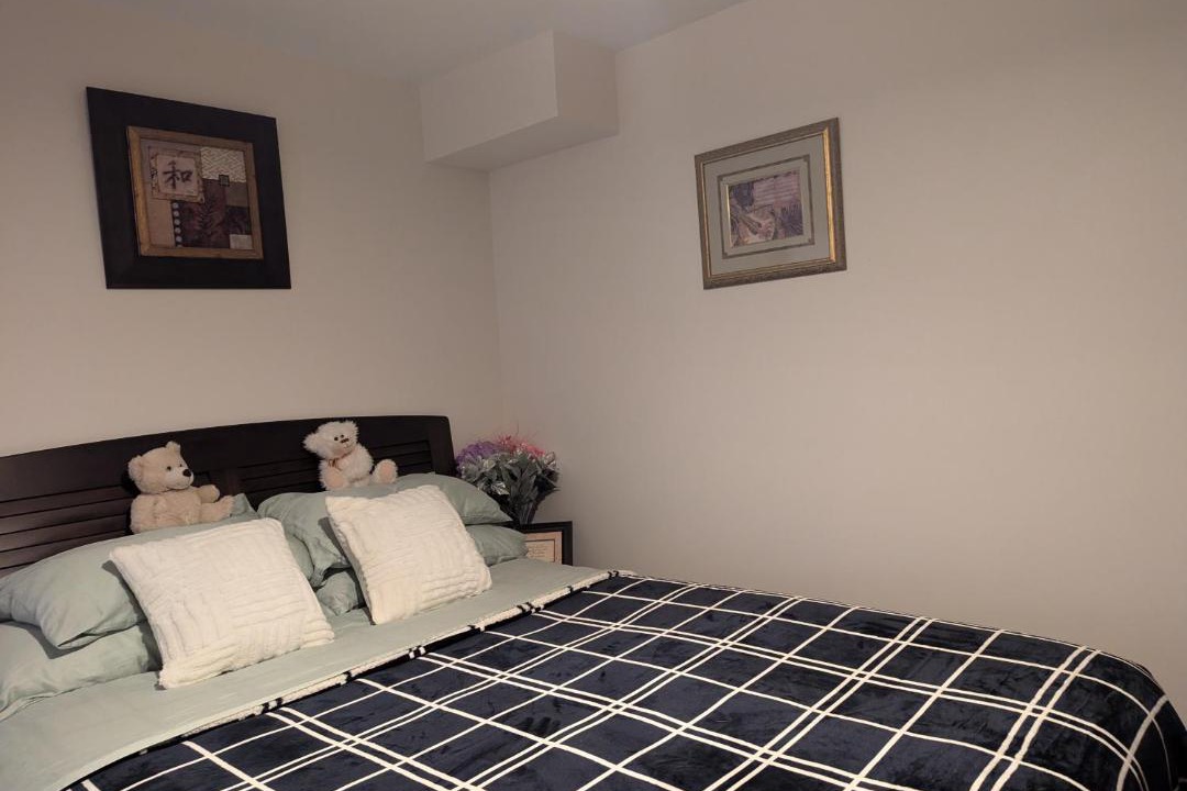 Photo of Bedroom in Bowmanville