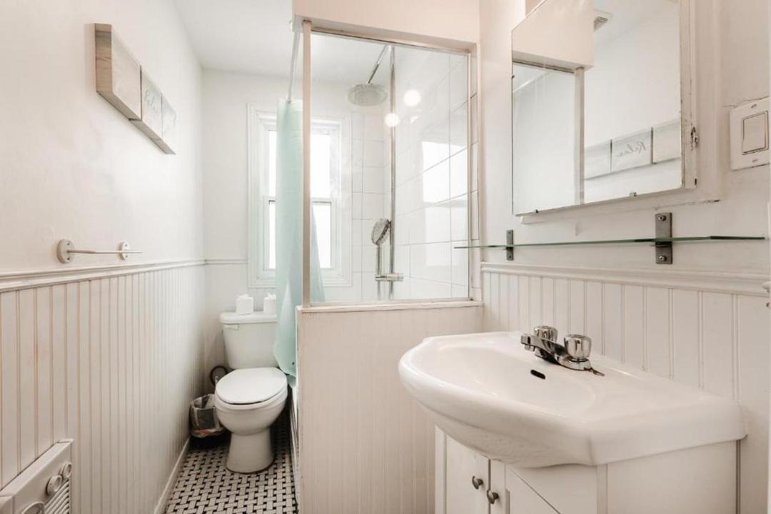 Photo of Bathroom in Sainte-Marie