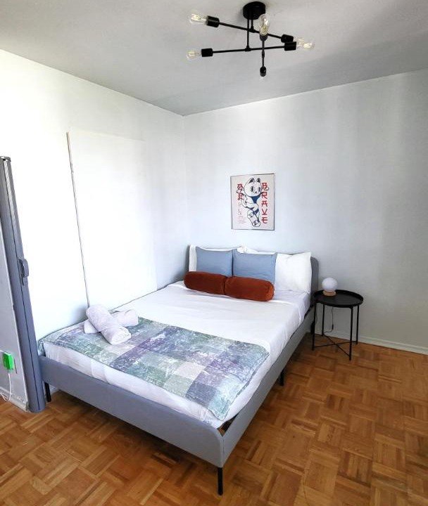 Photo of Bedroom in Church and Wellesley