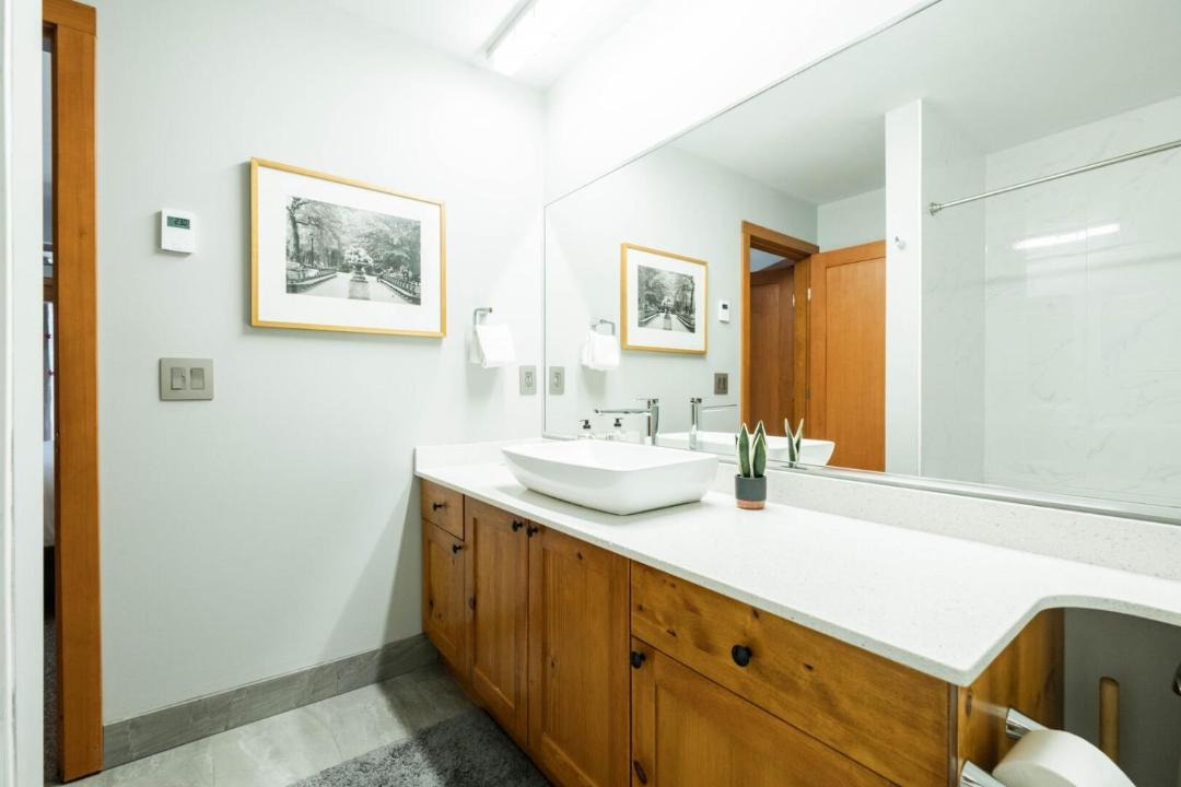 Photo of Bathroom in Village North