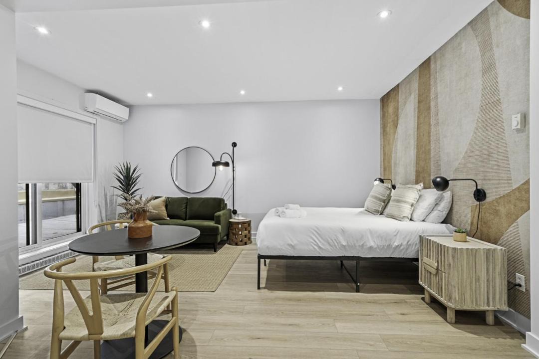 Photo of Bedroom in Little Italy