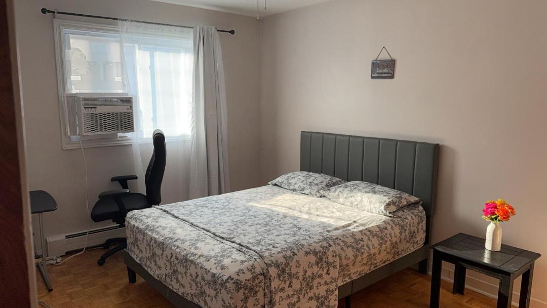 Photo of Bedroom in LaSalle
