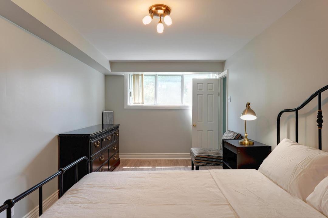Photo of Bedroom in Laval-des-Rapides