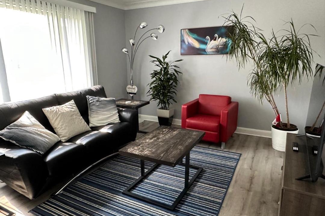 Photo of Livingroom in East Kildonan