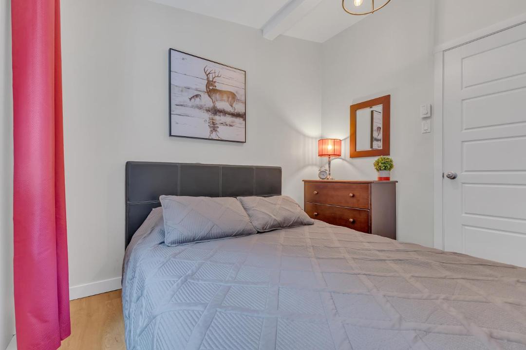 Photo of Bedroom in Duhamel
