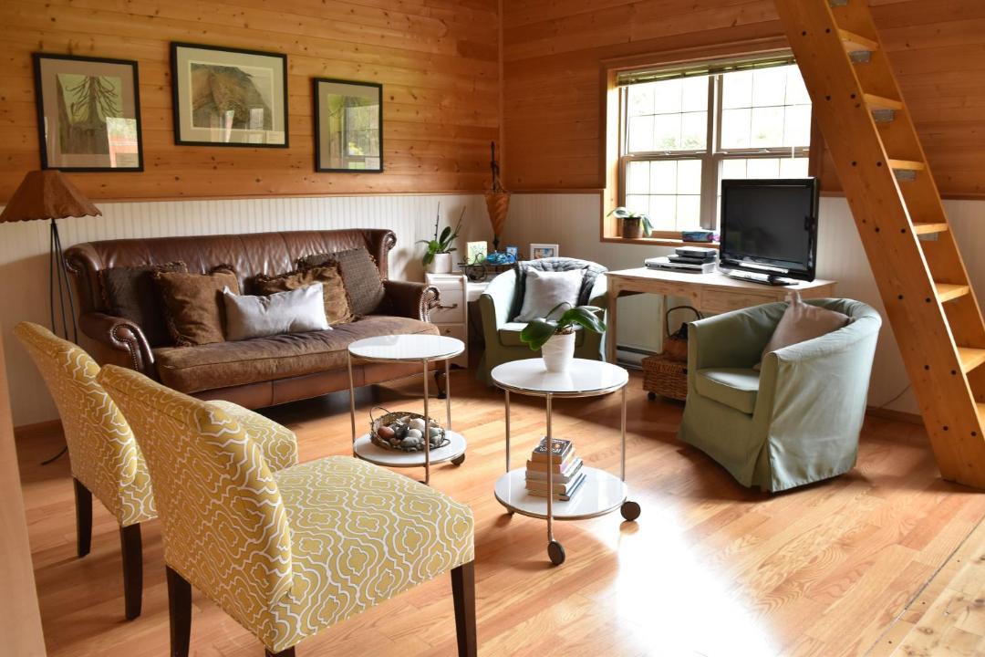 Photo of Livingroom in Otter Point