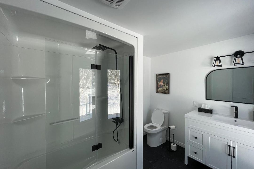 Photo of Bathroom in La Pocatiere