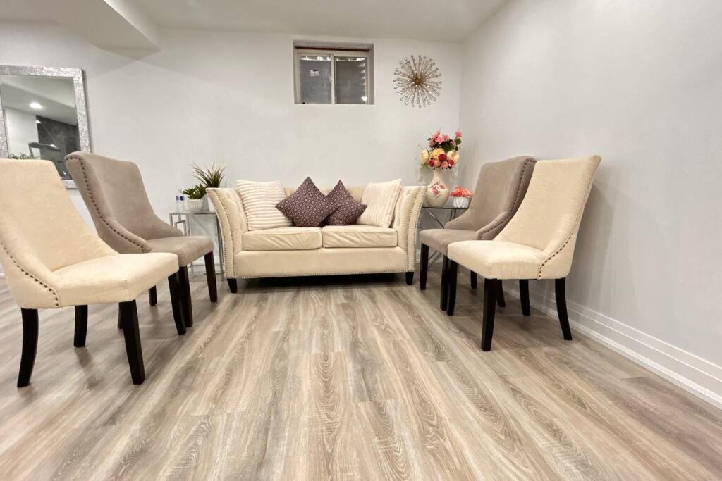 Photo of Livingroom in Malvern