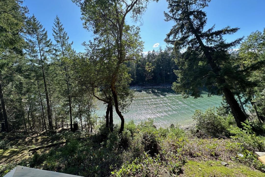 Photo of Others in Thetis Island