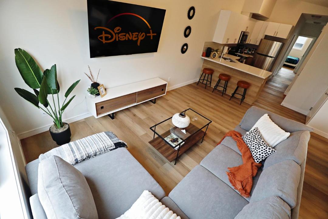 Photo of Livingroom in North Central Edmonton