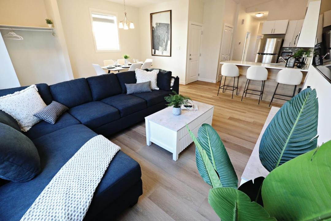 Photo of Livingroom in North Central Edmonton