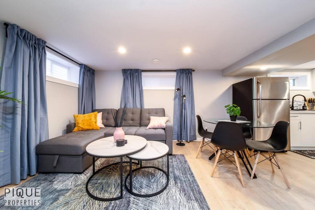 Photo of Livingroom in Northeast Edmonton