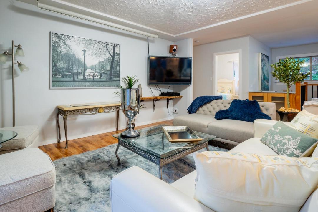 Photo of Livingroom in Canyon Heights