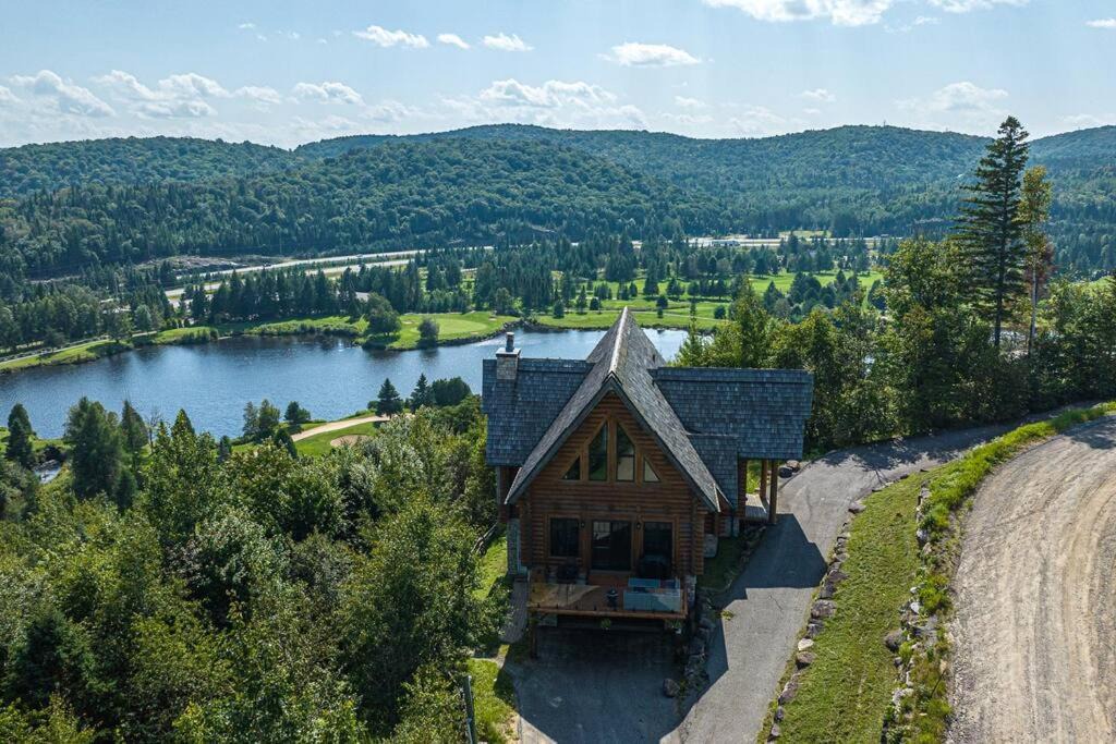 Photo of Buildings in Saint-Faustin-Lac-Carre