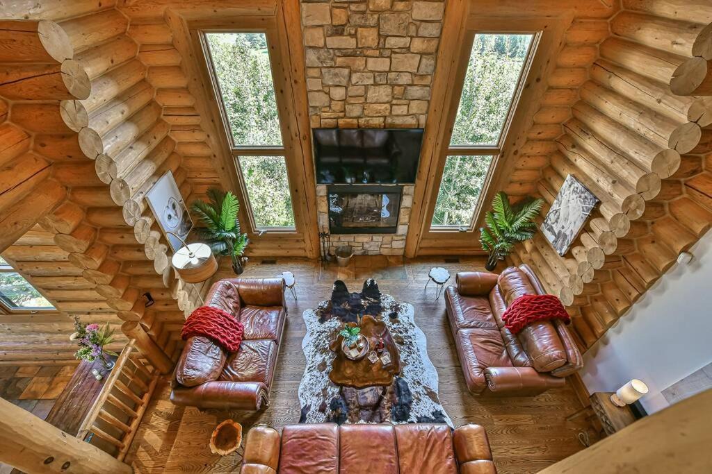 Photo of Livingroom in Saint-Faustin-Lac-Carre