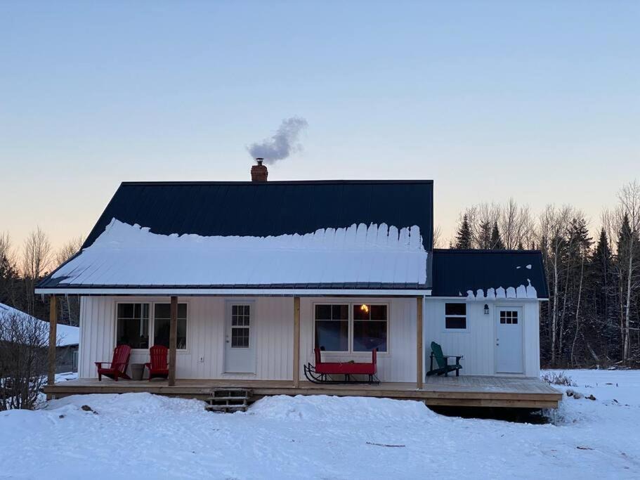 Photo of Buildings in Stoney Creek