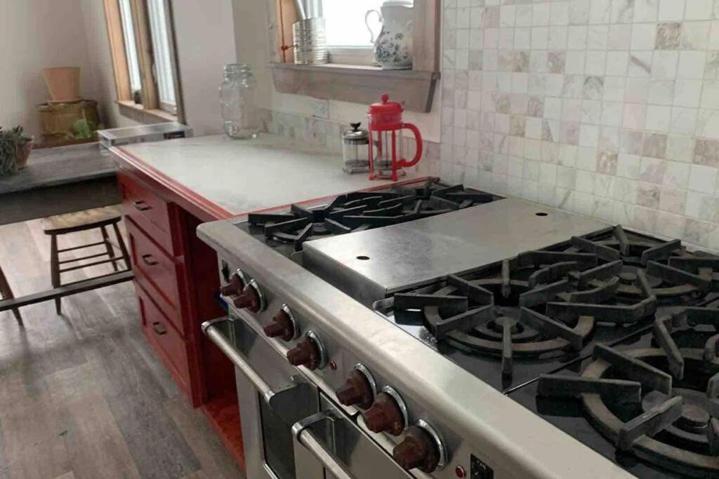Photo of Kitchen in Stoney Creek