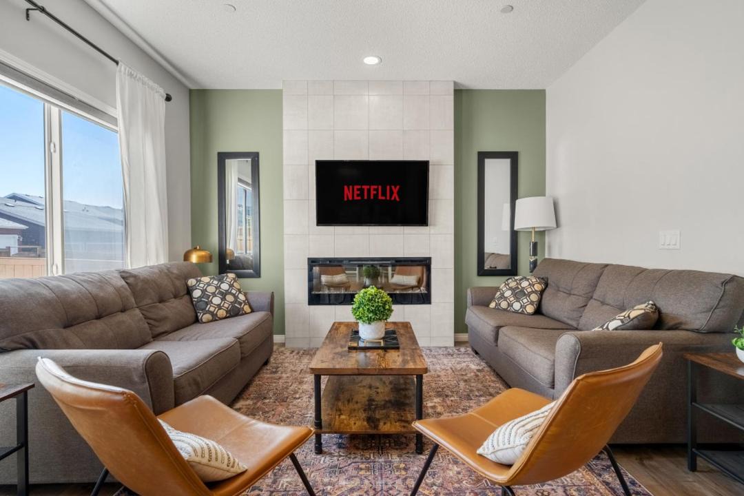 Photo of Livingroom in Northwest Calgary