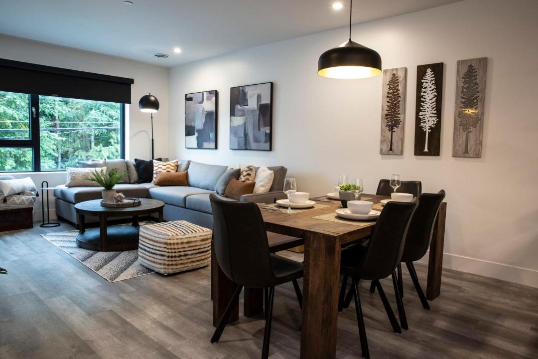 Photo of Livingroom in Revelstoke