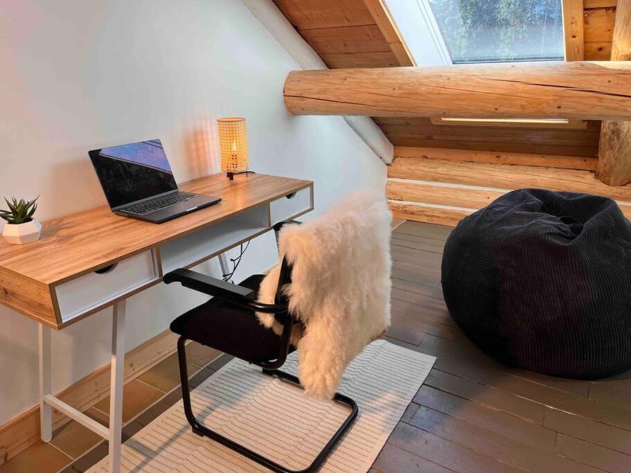 Photo of Livingroom in Golden