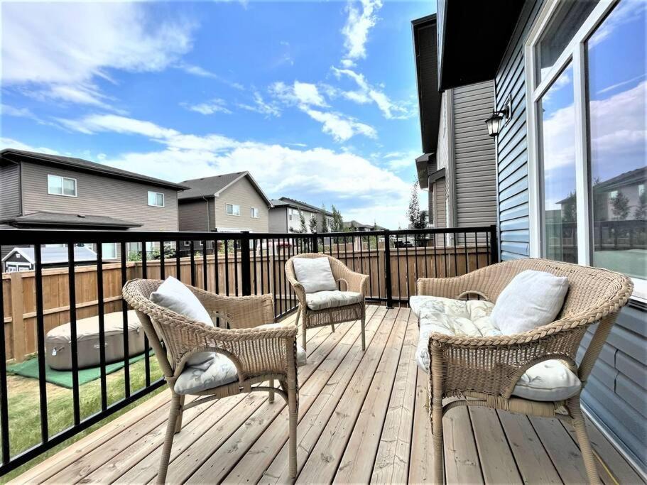 Photo of Patio Balcony in Southeast Calgary