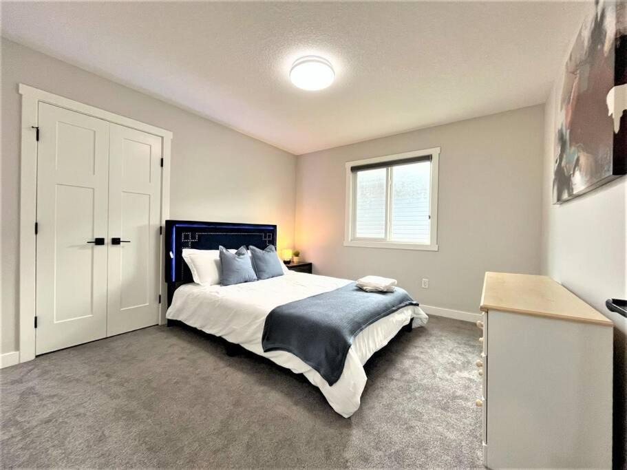 Photo of Bedroom in Southeast Calgary