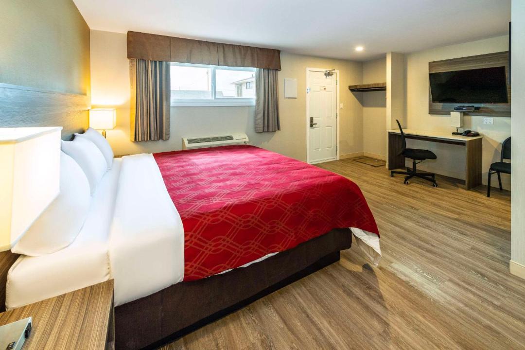 Photo of Bedroom in Pincher Creek