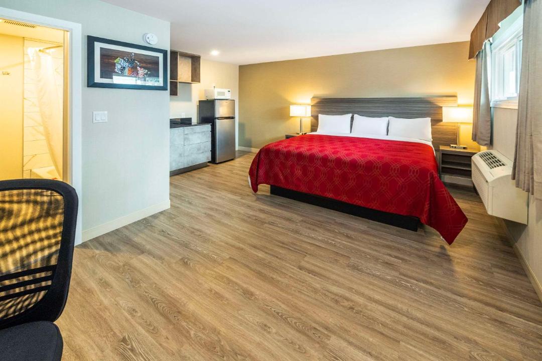 Photo of Bedroom in Pincher Creek