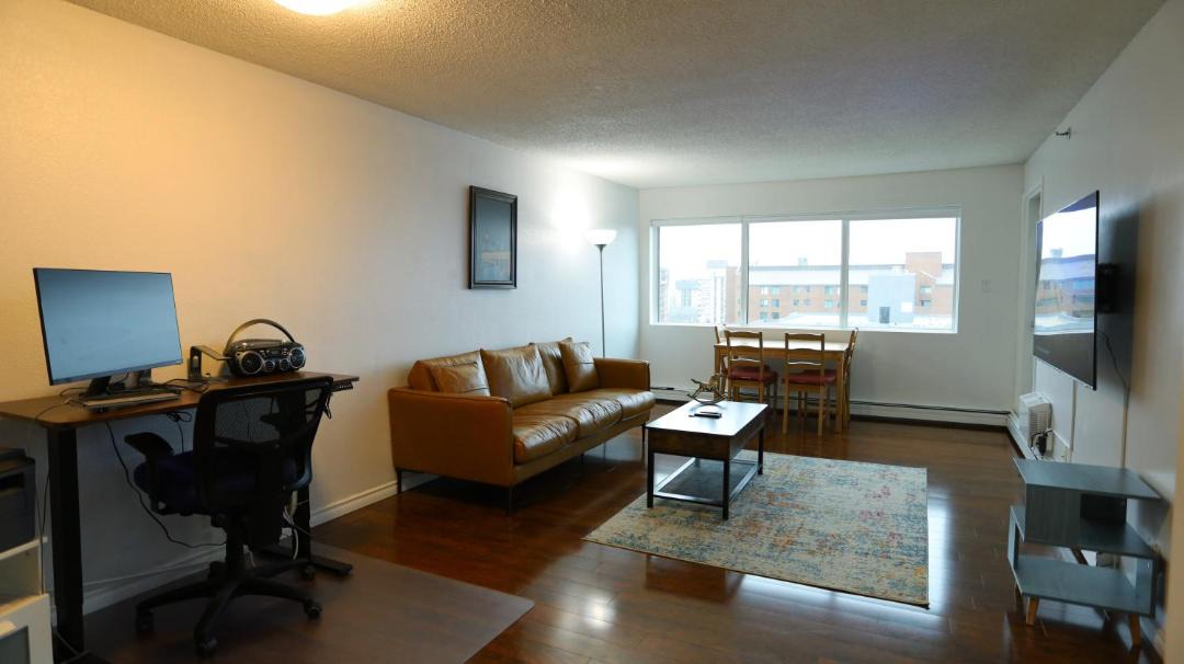 Photo of Livingroom in Saskatoon Downtown