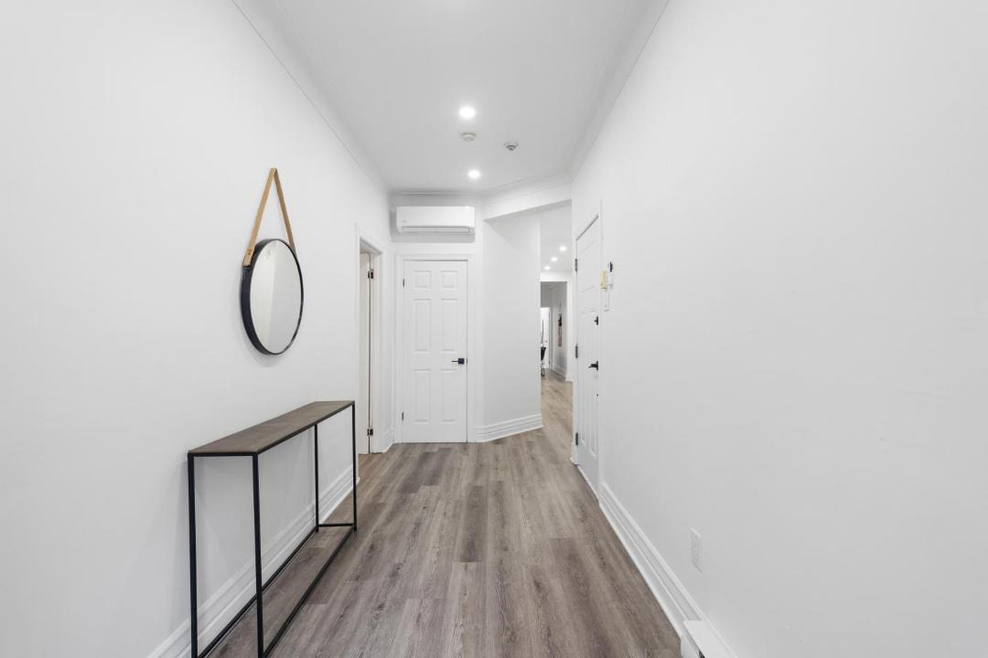 Photo of Others in Cote-Des-Neiges—Notre-Dame-De-Grace