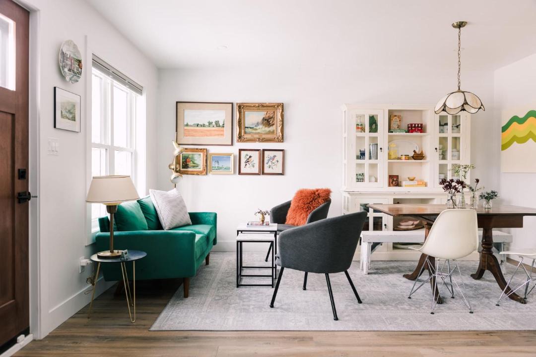 Photo of Livingroom in Prince Edward