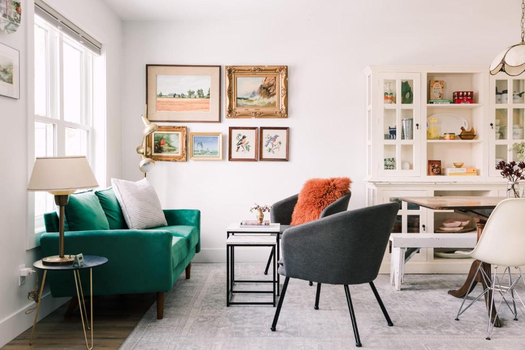 Photo of Livingroom in Prince Edward