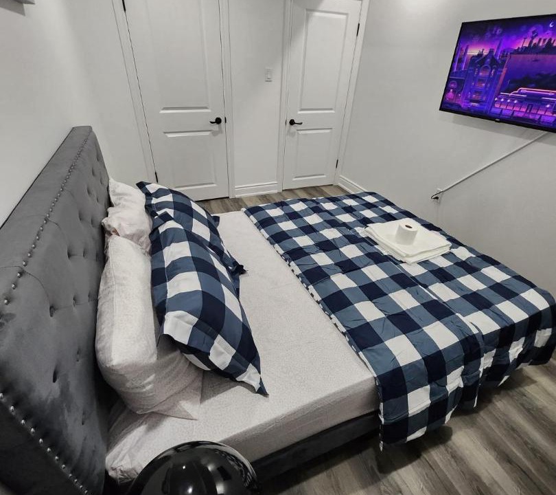 Photo of Bedroom in Alcona