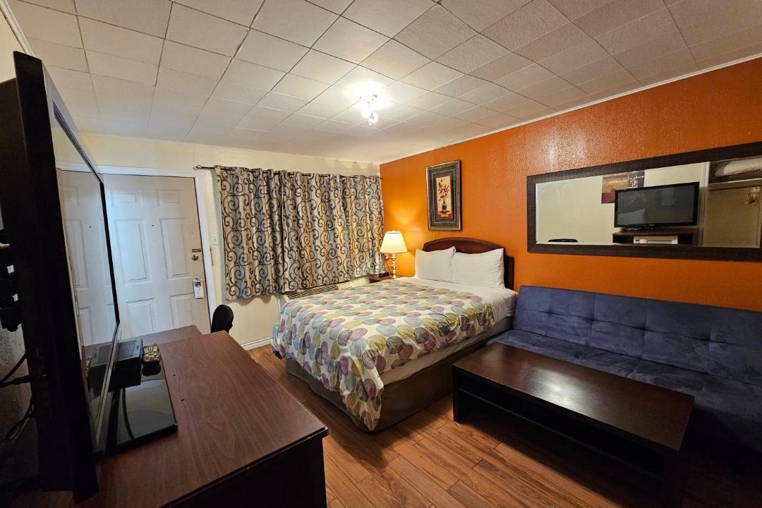 Photo of Bedroom in Pincher Creek