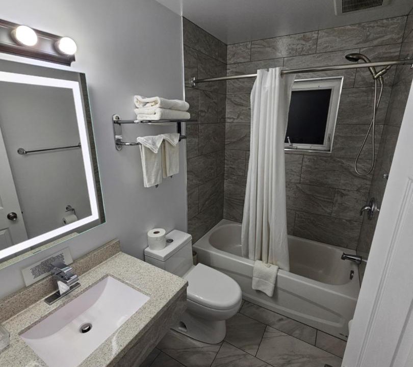 Photo of Bathroom in Pincher Creek