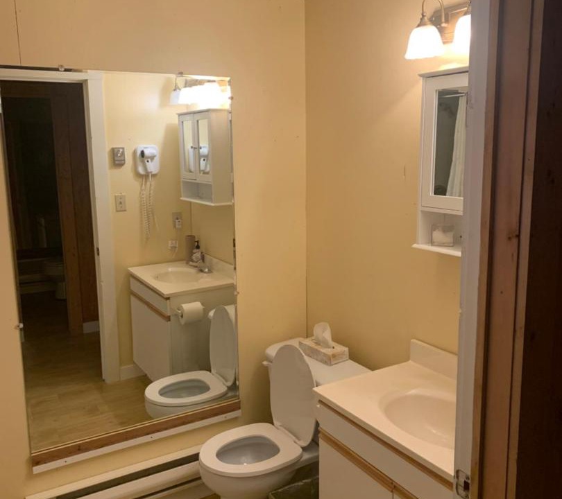 Photo of Bathroom in Little Pond