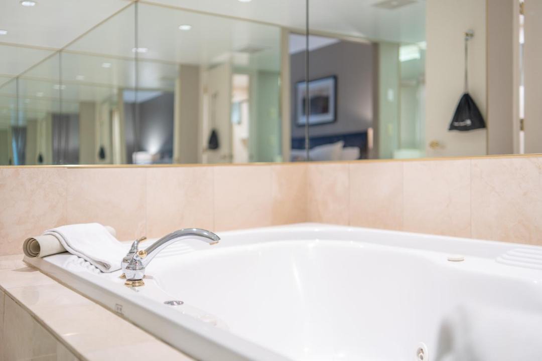 Photo of Bathroom in Oro-Medonte