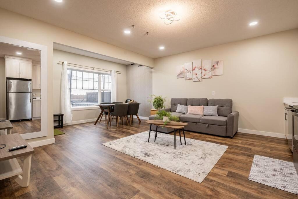 Photo of Livingroom in Silverado