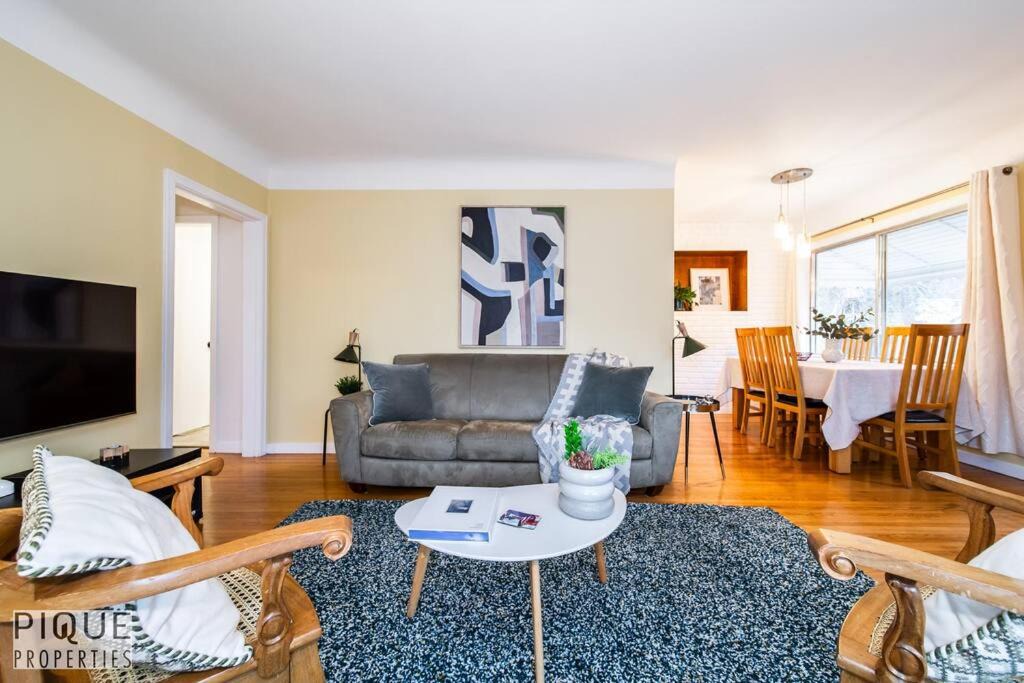 Photo of Livingroom in Southwest Edmonton